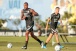 João Victor e Raul Gustavo podem formar dupla de zaga titular inédita do Corinthians neste domingo