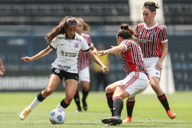 Corinthians perde jogo de ida pela final do Brasileiro Feminino Sub-18; segundo jogo acontece no prximo domingo