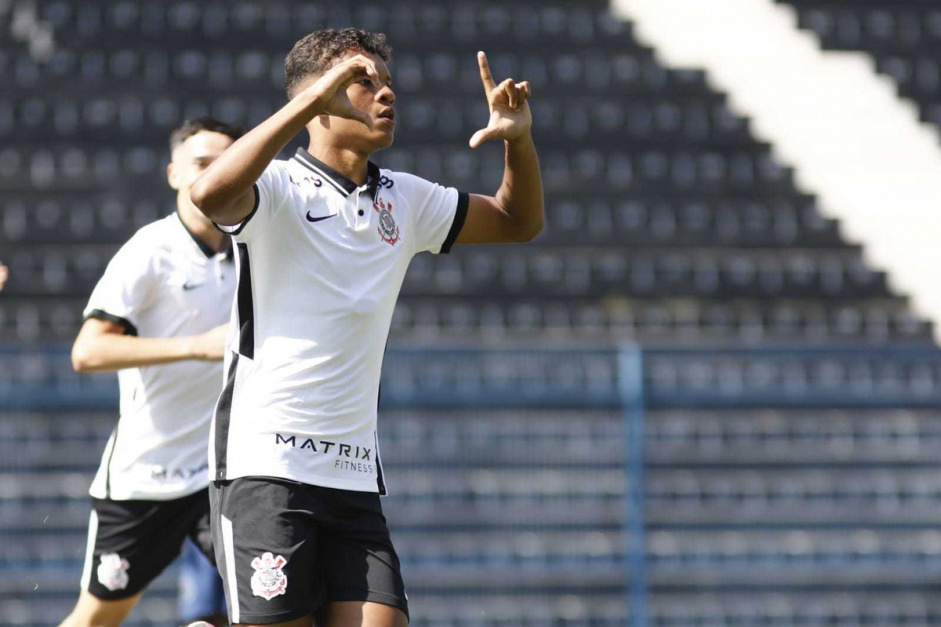 Corinthians venceu o Salto FC e se firmou líder do grupo no Paulistão Sub-15