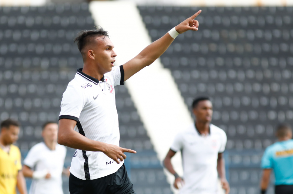 Atacante Giovane está mais perto de ser adquirido em definitivo pelo Corinthians