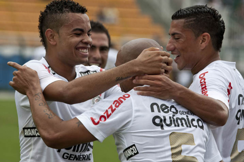 Corinthians viveu um breve momento de felicidade naquele começo de 2011