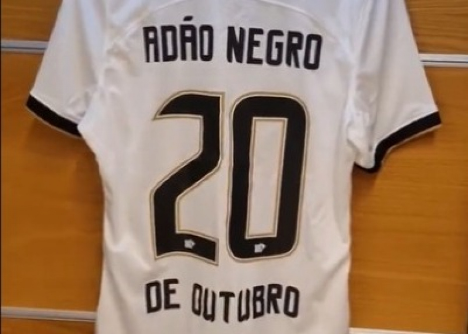 Corinthians far promoo do filme "Ado Negro"