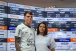 Barletta esbanja confian�a e � apresentado pelo Corinthians ao lado da esposa gr�vida