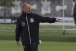 Corinthians faz consultas por Mano Menezes e aguarda conversas do treinador com o Internacional