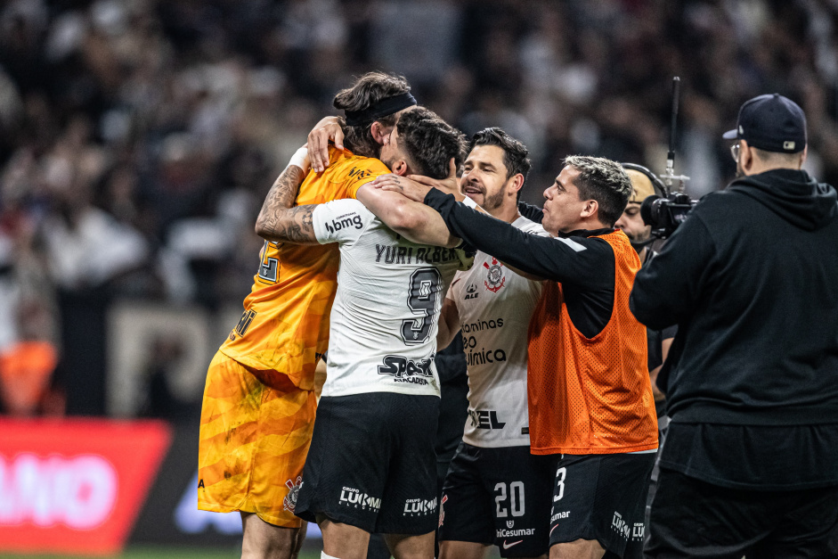 Corinthians inicia busca por vaga na final da Copa do Brasil contra o So Paulo