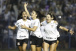 Corinthians volta a vencer o Santos e confirma classifica��o para a final do Brasileir�o Feminino