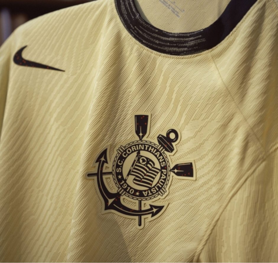 Corinthians anunciou o terceiro uniforme para 2023 nesta quarta-feira