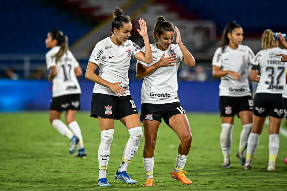 Corinthians conta com quatro representantes na seleo ideal da Libertadores Feminina