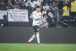 Mudan�a de postura e sorte s�o comemoradas pela Fiel em vit�ria do Corinthians; veja repercuss�o