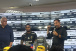 Antigos patrocinadores seguem no uniforme de treino do Corinthians; clube espera nova leva