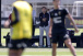 Diretoria do Corinthians se re�ne com lideran�as de torcidas organizadas