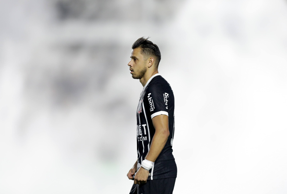 Corinthians volta a vencer um jogo sem gol de Romero aps 101 dias