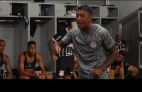 Paulinho fez discursou efusivo antes de a bola rolar para o elenco do Corinthians