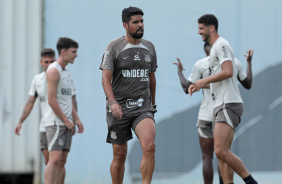 Corinthians faz ltimo treino de olho no Argentinos Juniors com mudanas