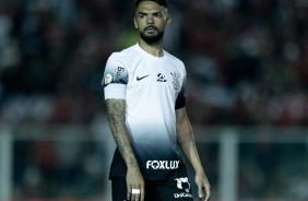 Fiel se revolta com apatia do Corinthians em derrota para o Internacional no Brasileiro