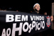 Corinthians 'anuncia' contrata��o de Memphis Depay em retorno a rede social