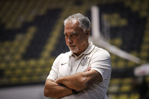 Corinthians precisar� vencer no jogo de volta para se manter vivo de olho em vaga na final