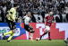Joia da base do Corinthians faz estreia na equipe profissional em vit�ria contra o Noroeste