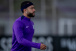 Memphis Depay sai precocemente de ltimo treino e pode desfalcar o Corinthians