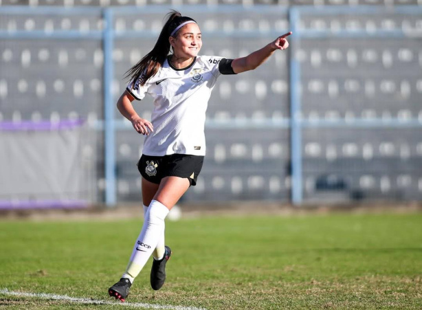 Pep&ecirc; em a&ccedil;&atilde;o pelo Corinthians Sub-17