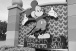 Crise do Corinthians vai parar na Disney e at� o Mickey vira 'testemunha' de protesto; veja fotos