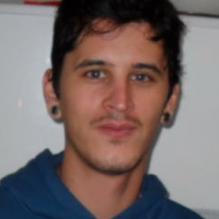 Th�lio