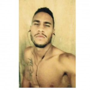 J�