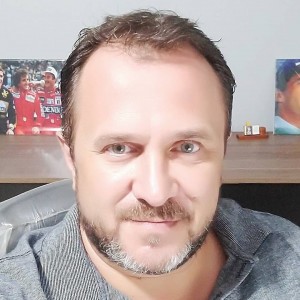 Carlos Andr�