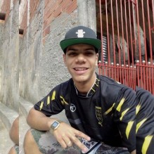 Theus