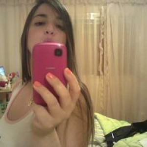 Fl�via