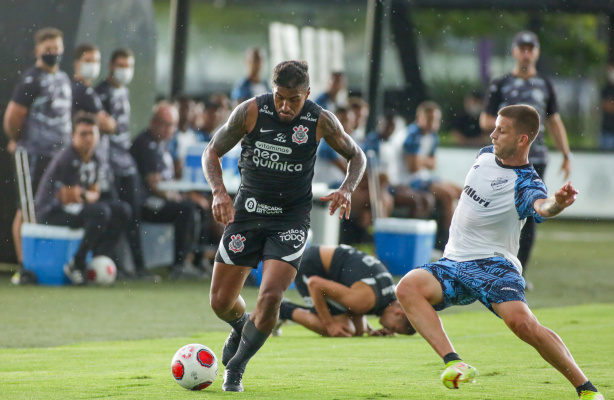 Tudo sobre o jogo-treino do Corinthians no CT | E os anúncios dos reforços? - Rapidinhas