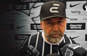 Augusto Melo cita golpe em pedido de impeachment e agradece apoio dos jogadores do Corinthians