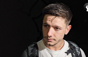 Garro comenta dif�cil elimina��o para o Racing e revela se jogaria na sele��o brasileira