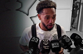 Mart�nez comenta derrota no meio campo e mudan�a de postura do Corinthians contra o Palmeiras