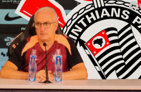 Chances � base, chegada de refor�os no Tim�o e in�cio de temporada agitada: coletiva de Dorival Jr.