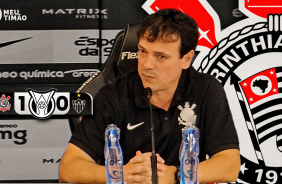 An�lise do Corinthians, gol de Zakaria e volta de Memphis: coletiva de Fernando Diniz no Corinthians