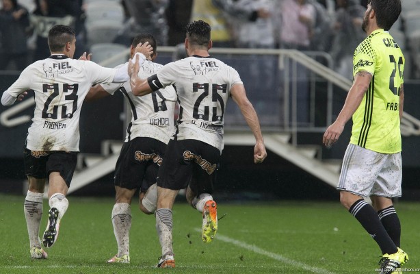 Confira os gols de Corinthians 2x1 Coritiba