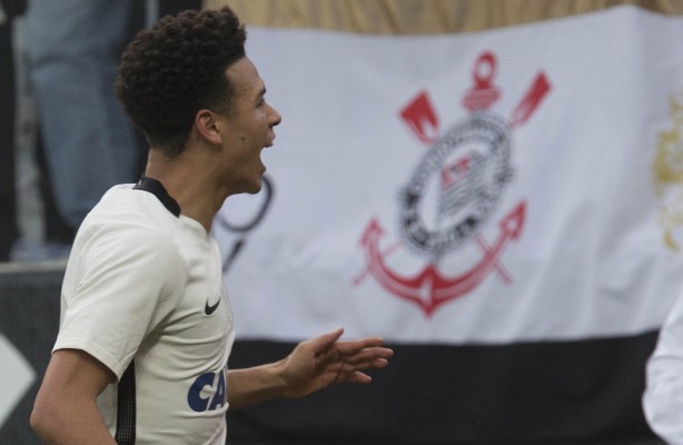 Marquinhos Gabriel vira a partida para o Corinthians contra o Vitria