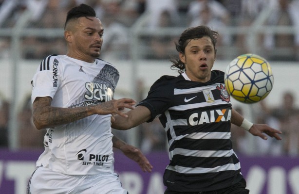 Melhores Momentos de Ponte Preta 2x0 Corinthians