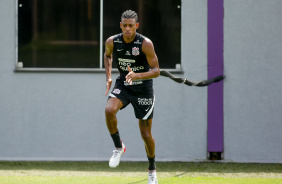 Robson Bambu está emprestado ao Corinthians até o final de 2022