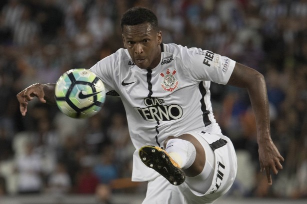 Sem acordo por patrocínio, Corinthians fecha 2017 com metade da receita prevista 