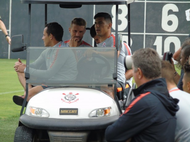 Titulares do Corinthians foram poupados do jogo-treino contra o Atlético-PR