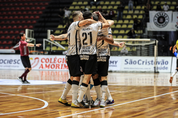 Corinthians conquistou o ttulo do Paulisto de Futsal