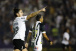 Atacante do Corinthians faz homenagem  temporada vitoriosa e tatua taas de 2023; veja o post