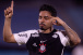 Lateral valoriza vitria do Corinthians na Sul-Americana e se manifesta sobre cobranas da torcida